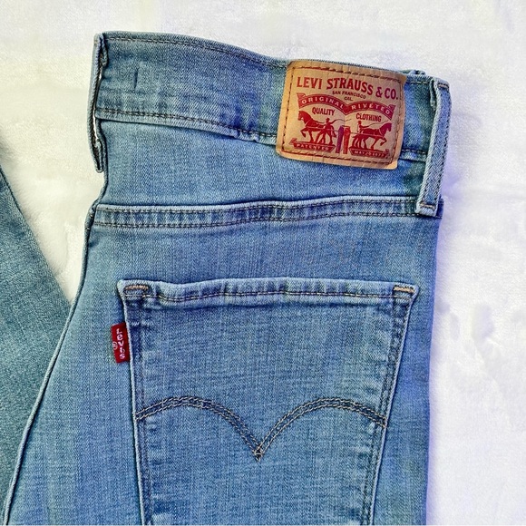 Levi’s 724 High Rise Straight Jeans Light Wash Size W30 L30 - Picture 7 of 10